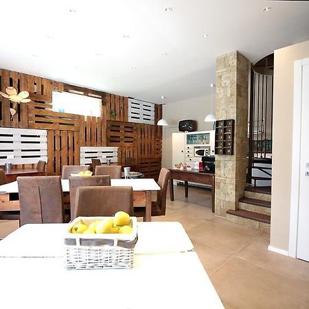Affittacamere Smile Accomodation Αόστα Εξωτερικό φωτογραφία