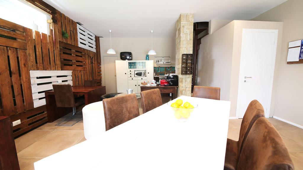 Affittacamere Smile Accomodation Αόστα Εξωτερικό φωτογραφία